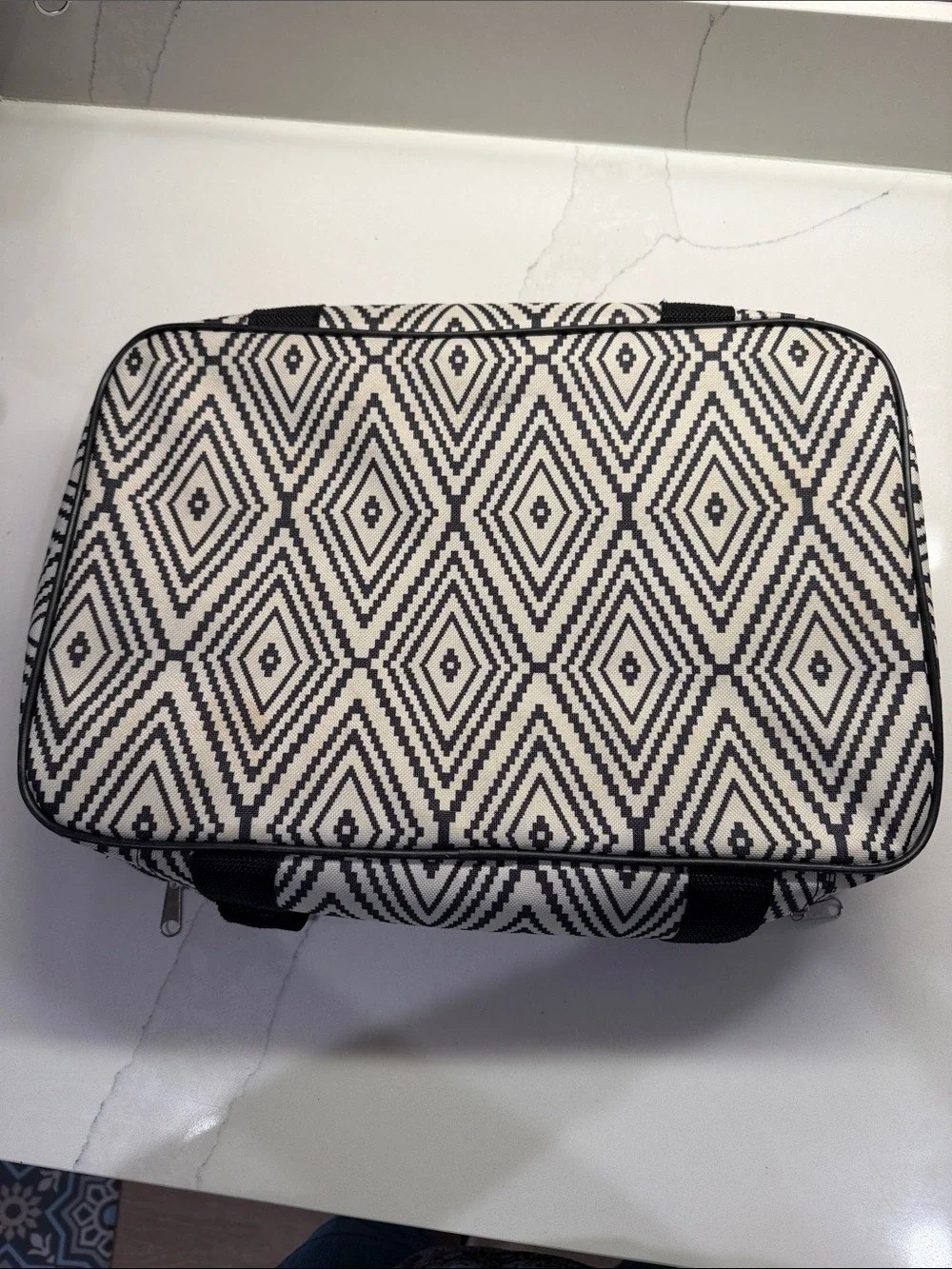 unbranded stylish black